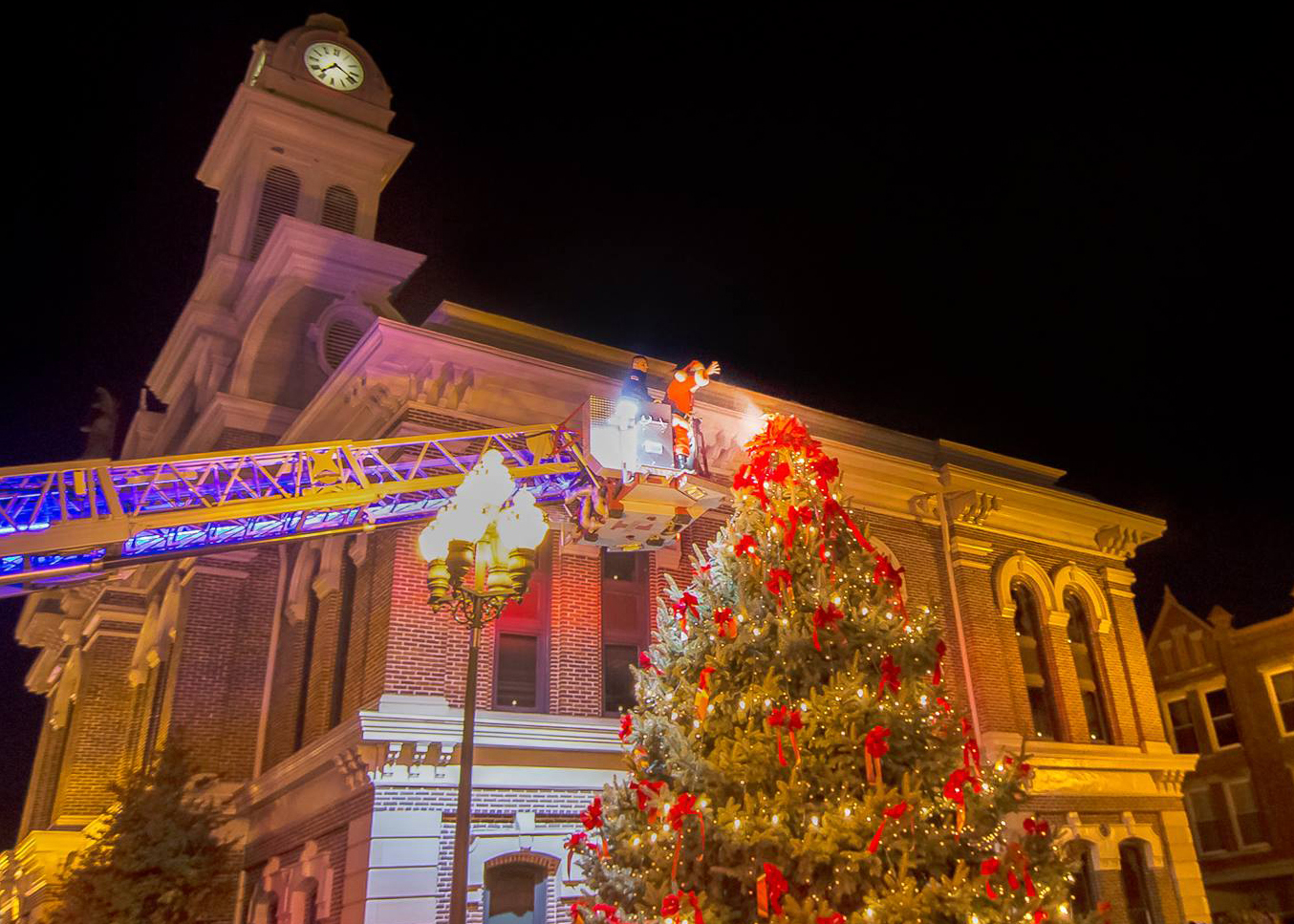 Downtown Georgetown Tree Lighting